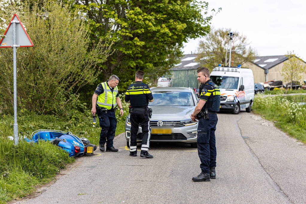 Scooterrijder ernstig gewond na ongeval