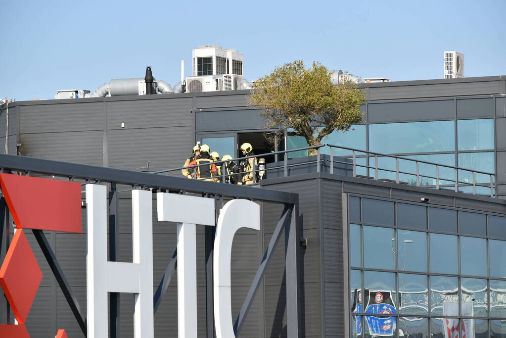 Brand op dak HTC Parking and Security