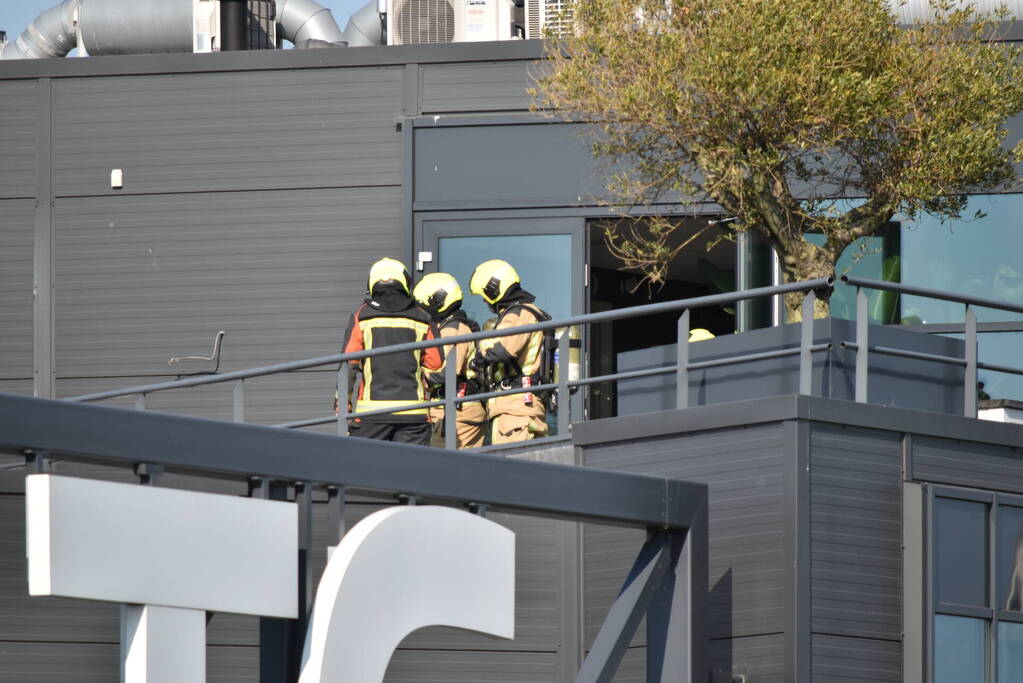 Brand op dak HTC Parking and Security