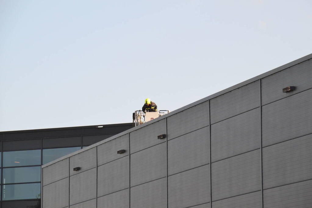 Brand op dak HTC Parking and Security