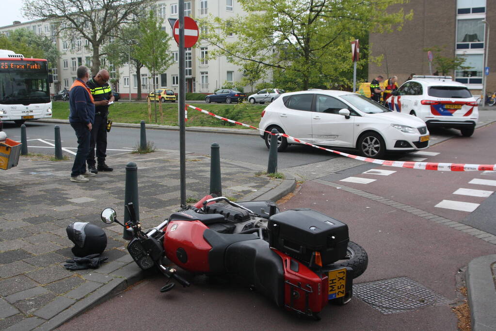 Motorrijder gewond bij ongeval
