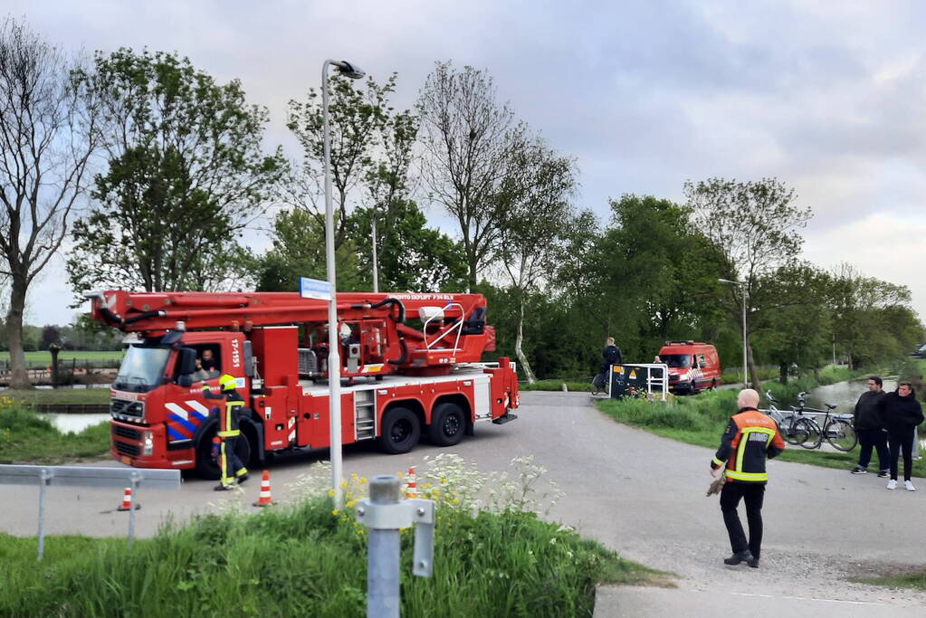 Zoekactie na aantreffen van schoen in slootkant