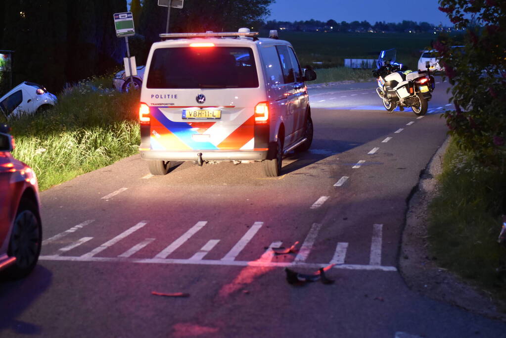 Auto belandt in sloot na achtervolging