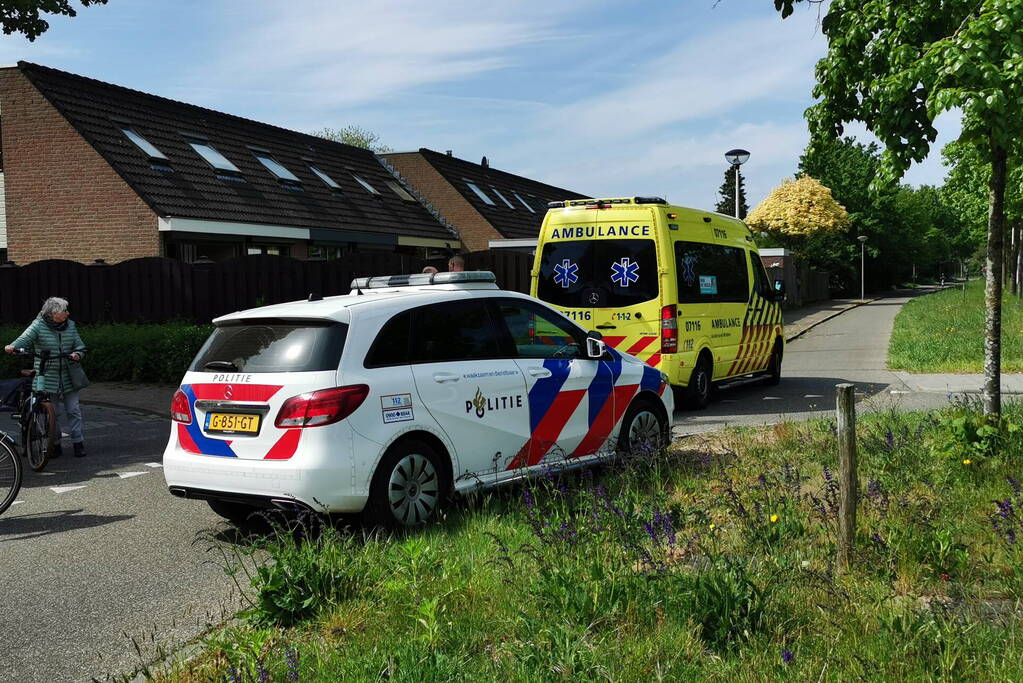 Fietser aangereden op rotonde