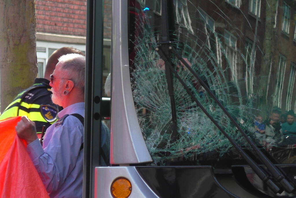 Persoon ernstig gewond bij aanrijding met tram