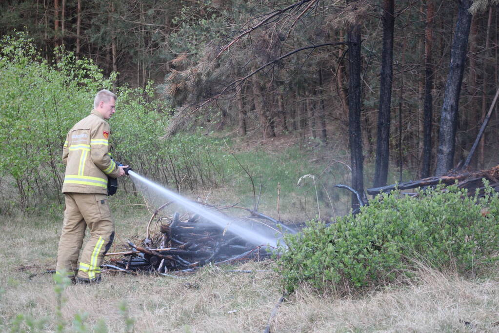 Hardlopers ontdekken bosbrand