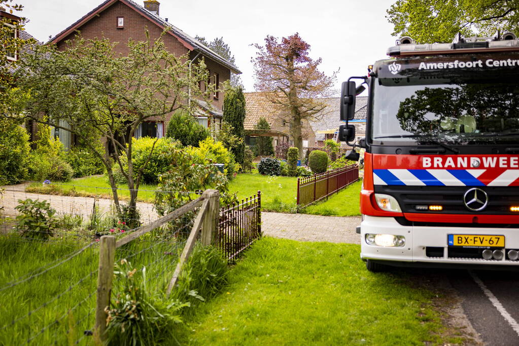 Brandweer doet onderzoek naar gaslucht