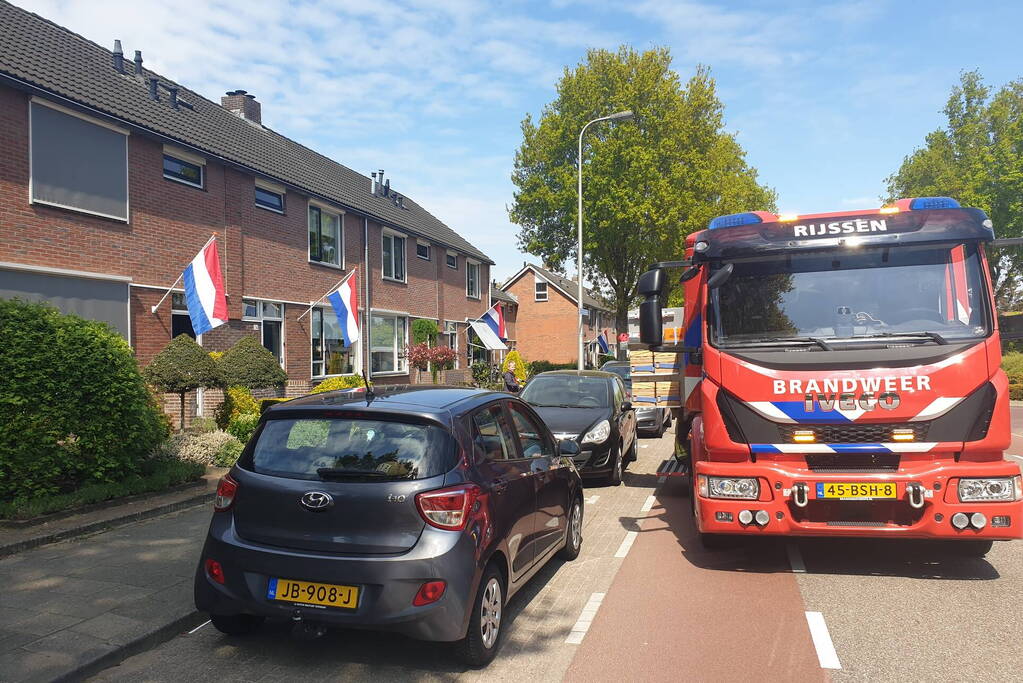 Geknapte waterleiding zet keuken blank