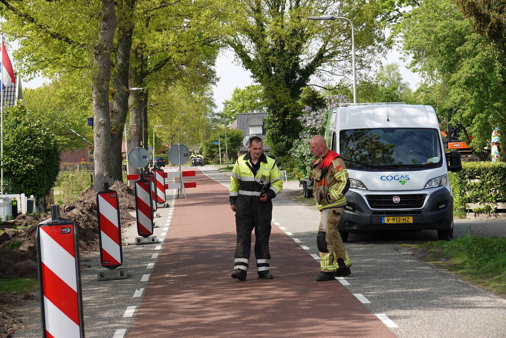 Doorgaande weg afgesloten na gaslekkage
