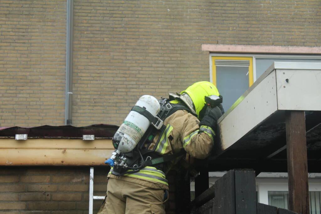 Schuur en schutting lopen brandschade op