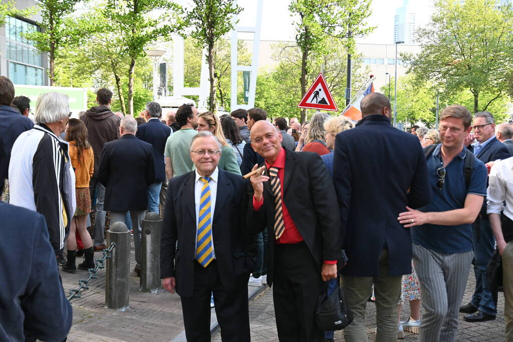 Honderden herdenken Pim Fortuyn