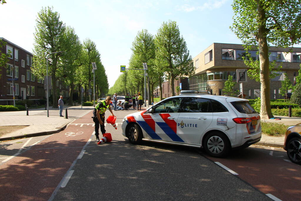 Fietser aangereden op kruising
