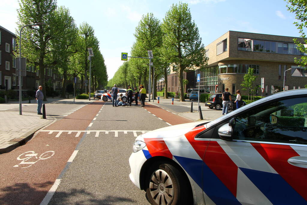 Fietser aangereden op kruising