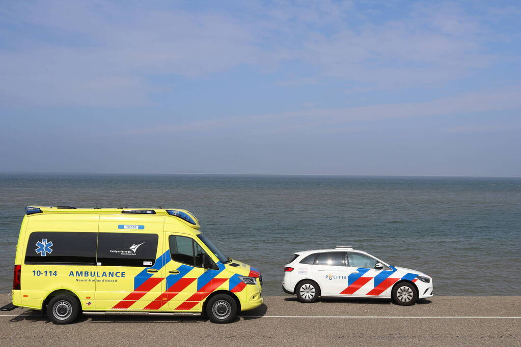 Persoon gewond na te water raken