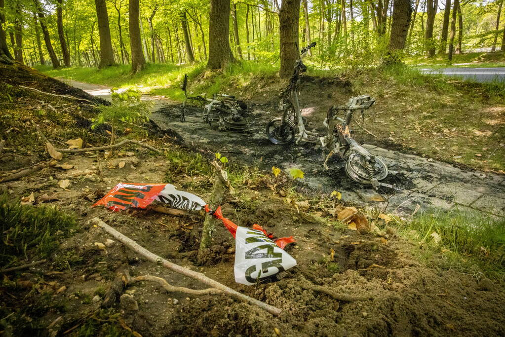 Opnieuw gaan Go Sharing-deelscooters in vlammen op