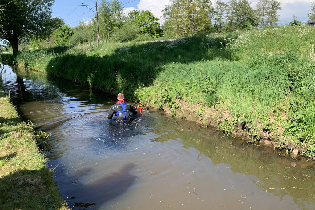 Kinderfiets aangetroffen in sloot