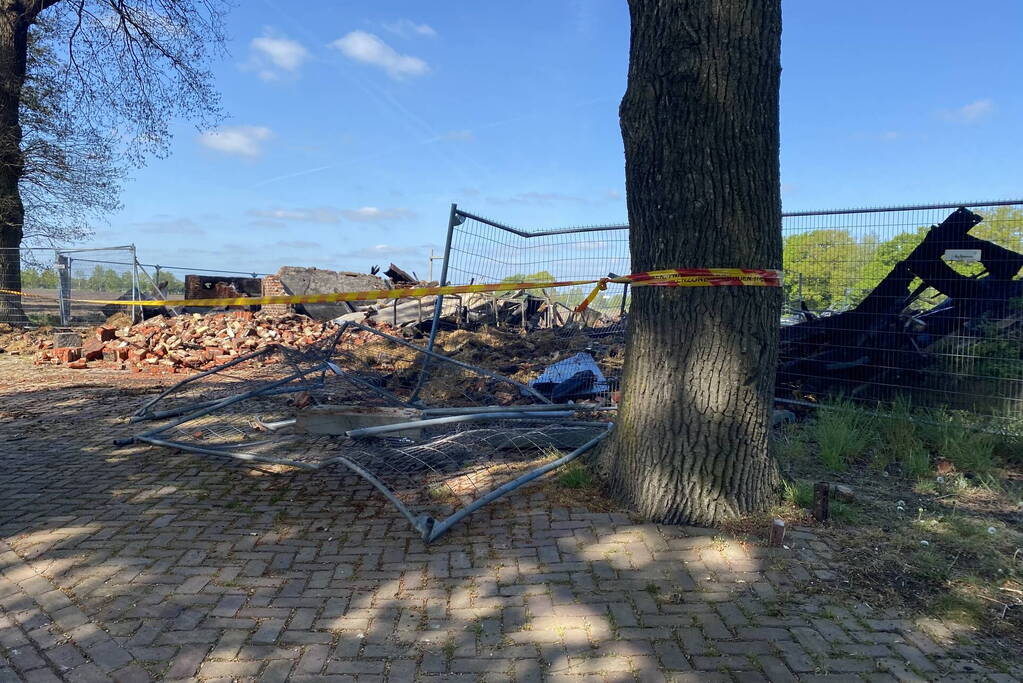 Day-after grote brand bij boerderij
