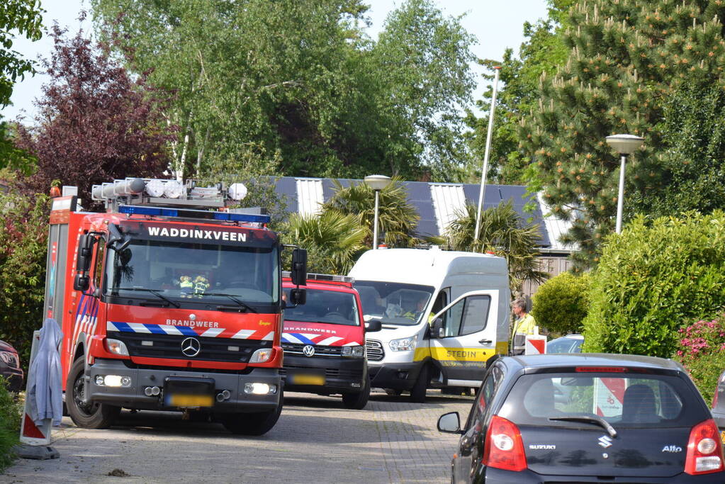 Straat afgezet door flinke gaslekkage in Groenswaard