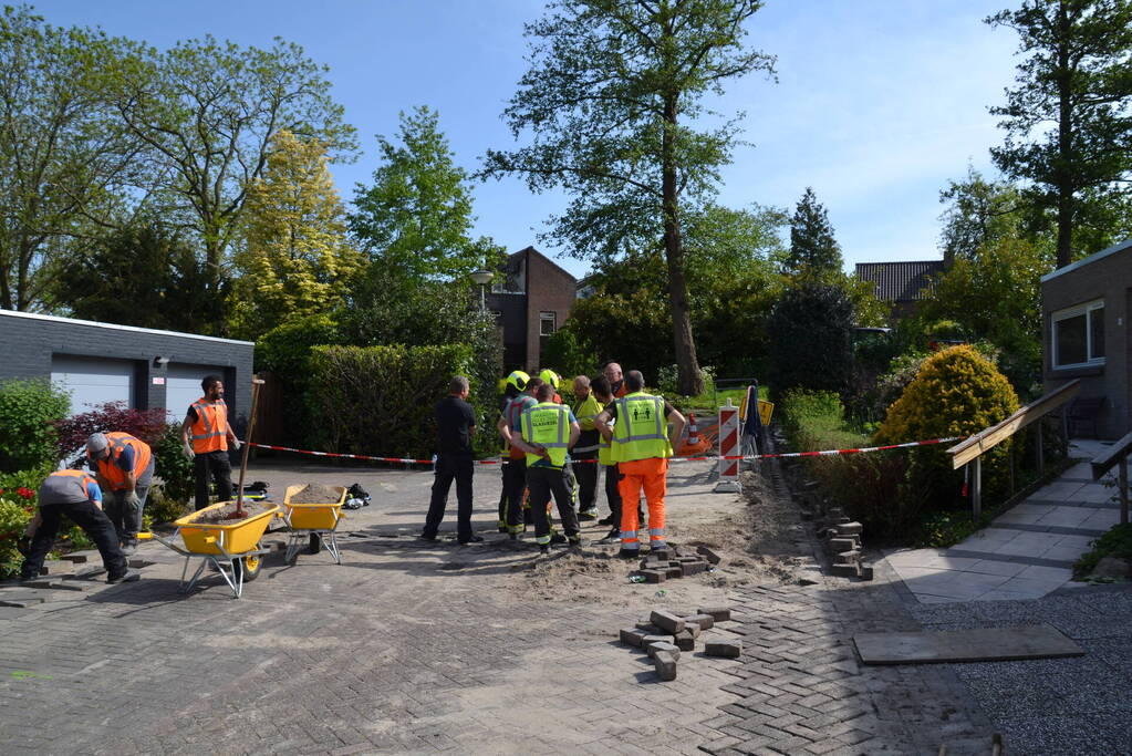 Straat afgezet door flinke gaslekkage in Groenswaard