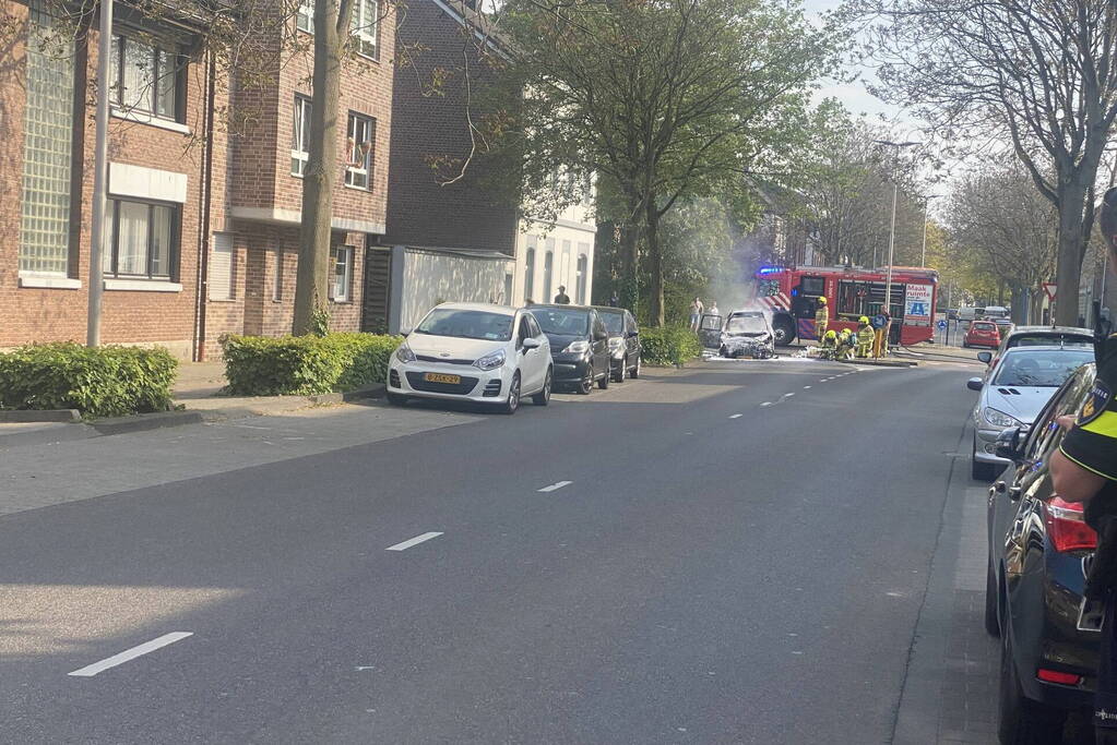 Auto verwoest vanwege brand