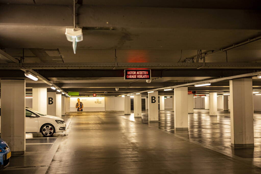 Q-Park parkeergarage dicht na brandmelding