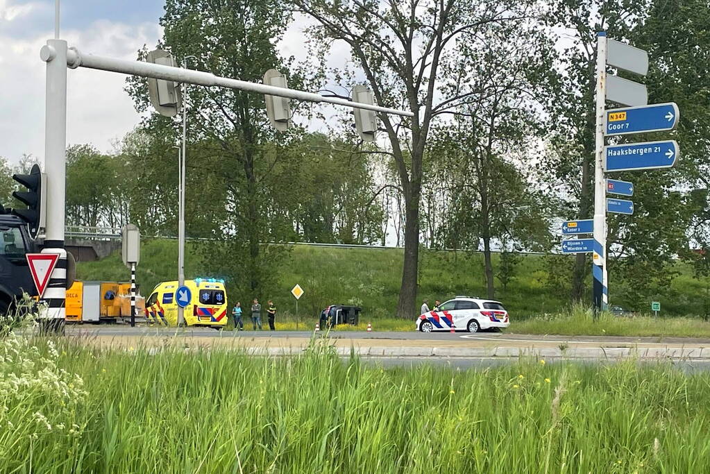 Meerdere auto's betrokken bij aanrijding