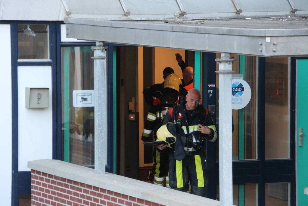 Brandweer pakt groots uit bij realistische oefening