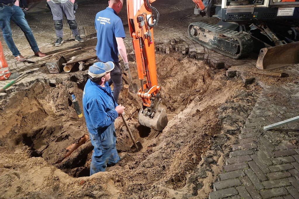 Meerdere wegen afgesloten vanwege waterlekkage