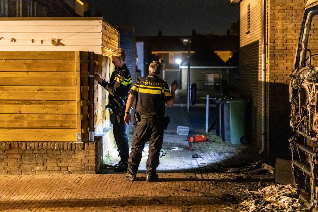 Vrachtwagen volledig uitgebrand