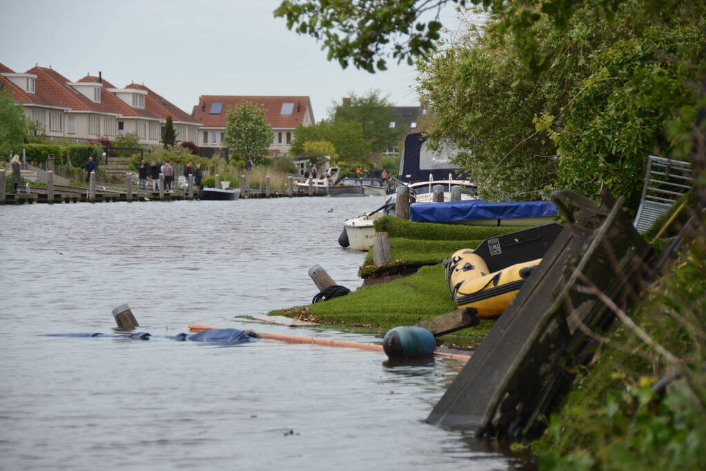 Vrachtschip Ilse-Marie ramt meerdere boten
