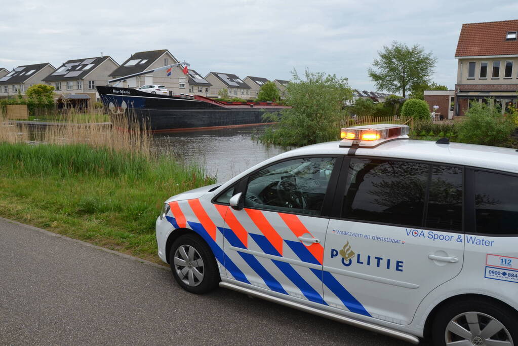 Vrachtschip Ilse-Marie ramt meerdere boten