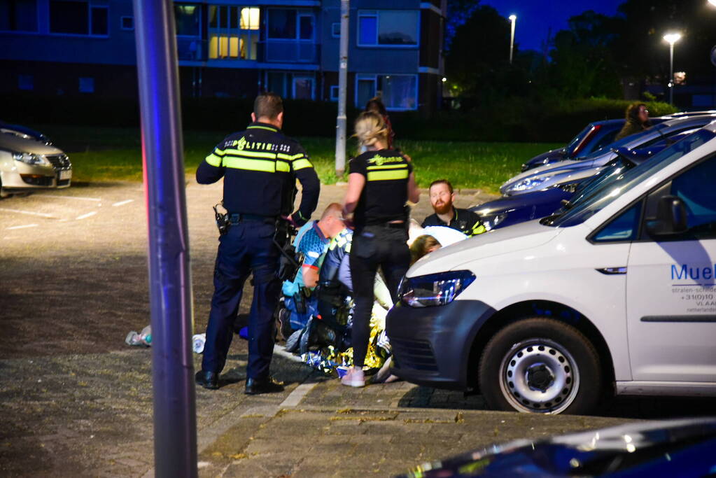 Persoon zwaargewond na steekpartij