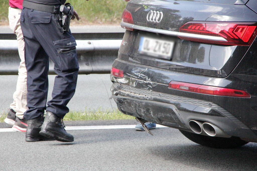 Vijf auto's betrokken bij kettingbotsing op snelweg