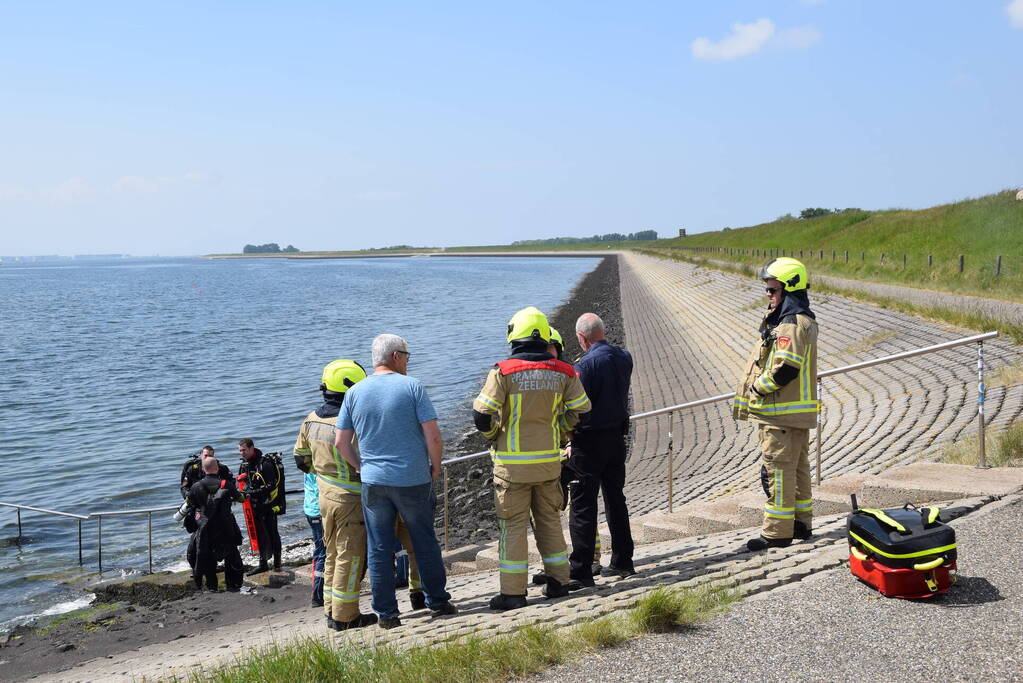 Zoekactie na melding vermiste duikers