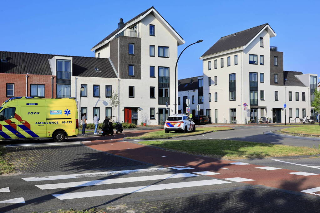 Beschonken scooterrijder gaat hard onderuit