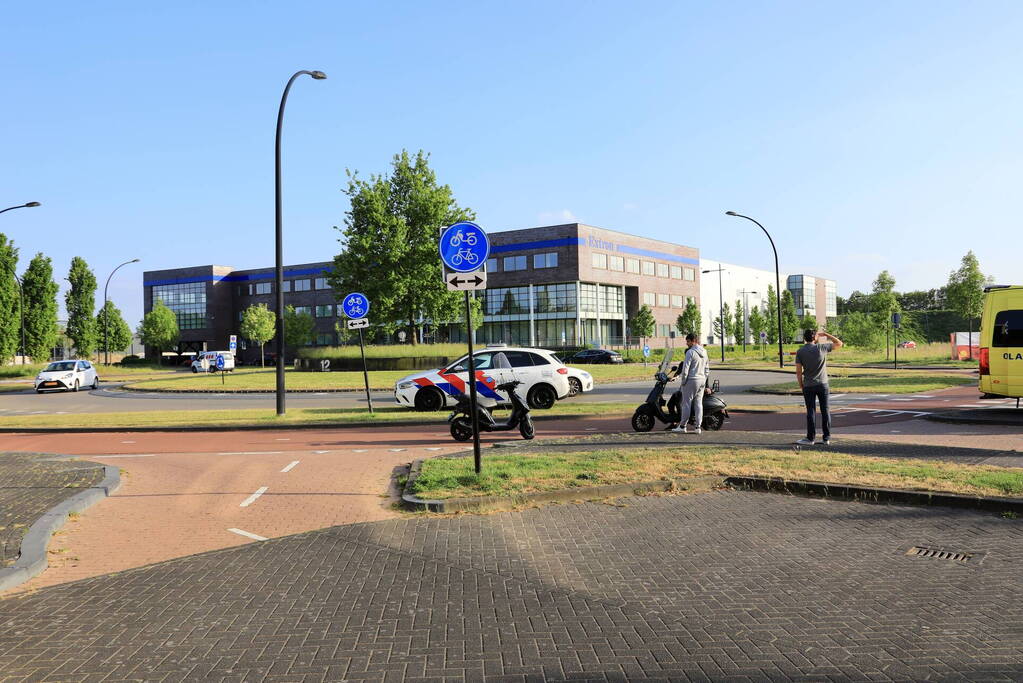 Beschonken scooterrijder gaat hard onderuit