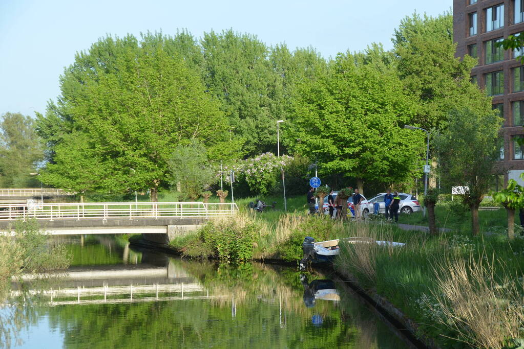 Persoon ernstig gewond na ongeval met boot