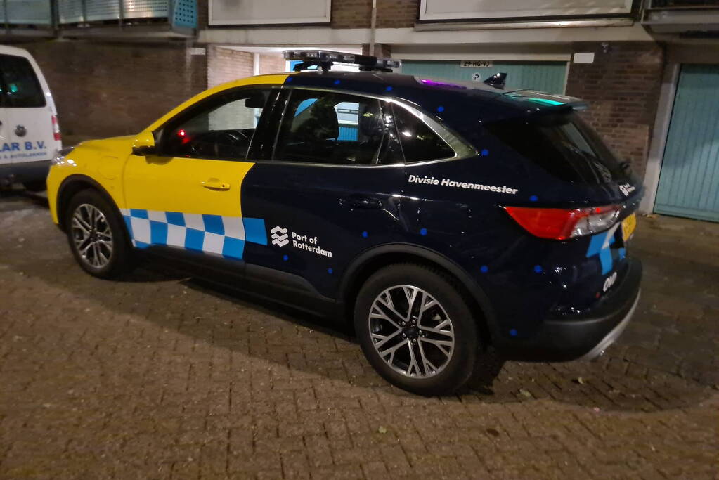 Bewerkingsmiddelen harddrugs aangetroffen na brand in flatwoning