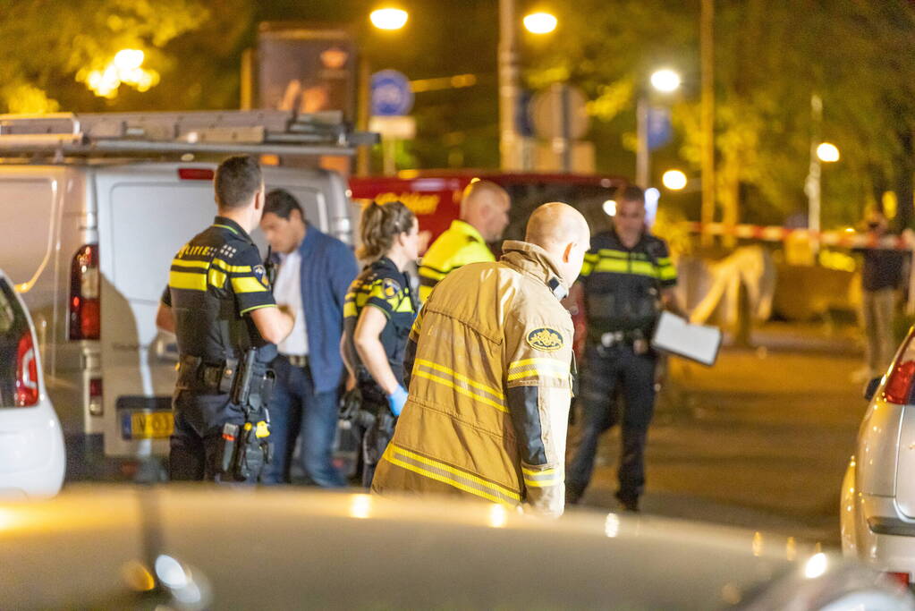 Aanslag met zwaar vuurwerk bij kapperszaak