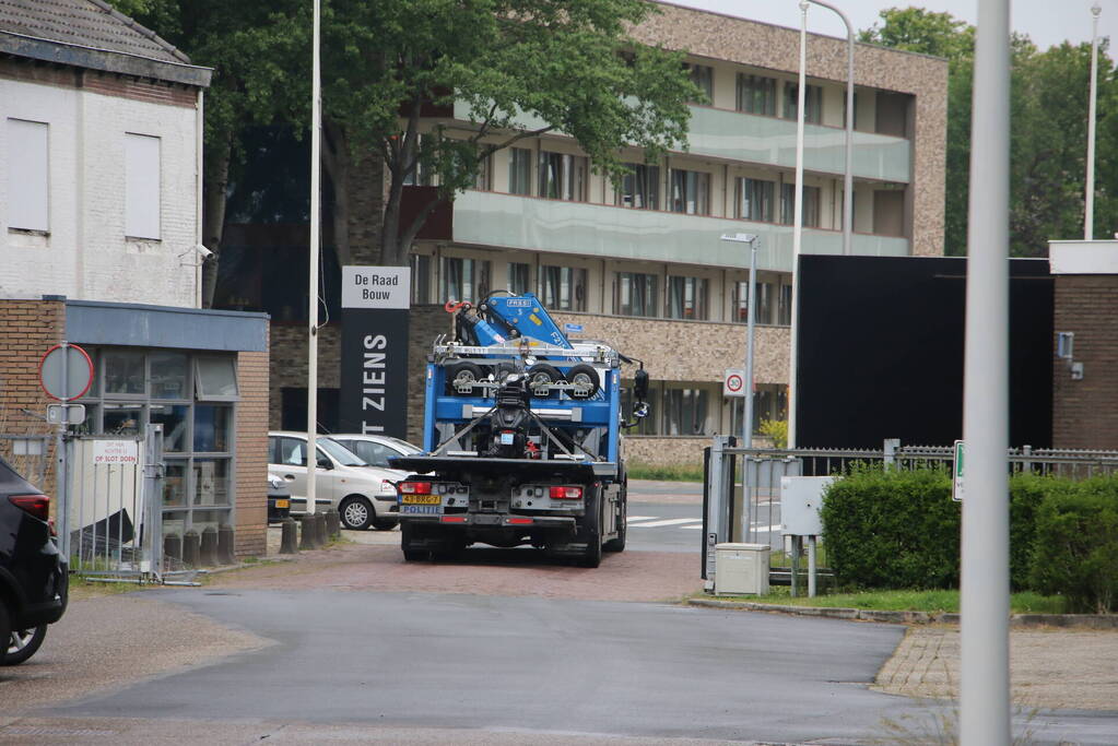 Gewonde bij steekpartij in bedrijfspand