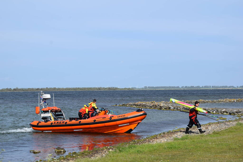 KNRM ingezet voor surfer in de problemen op Grevelingenmeer
