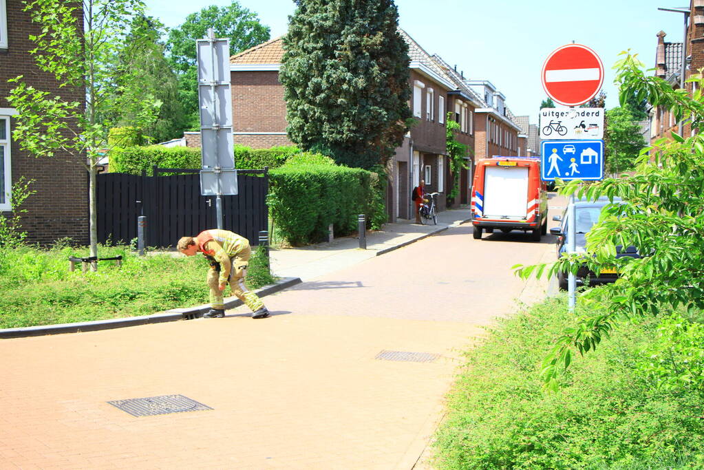 Brandweer doet onderzoek naar vreemde lucht