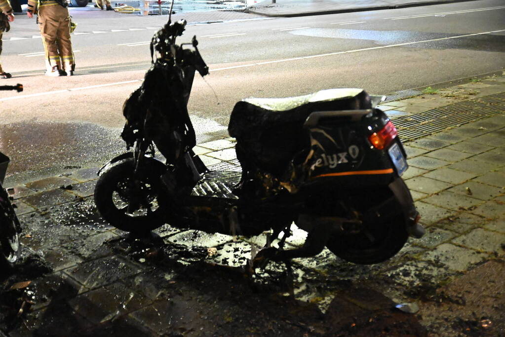 Felyx deelscooters verwoest vanwege brand