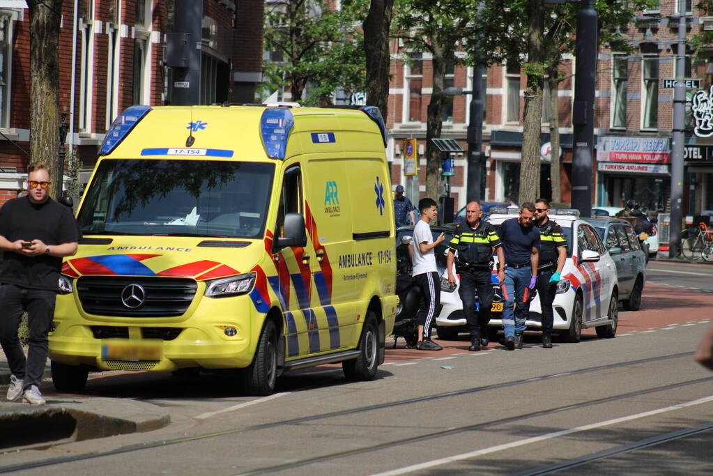 Scooterrijder gewond aan been na val