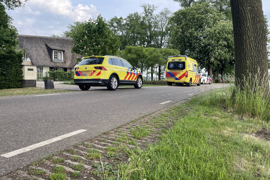 Kind valt van trap traumahelikopter opgeroepen