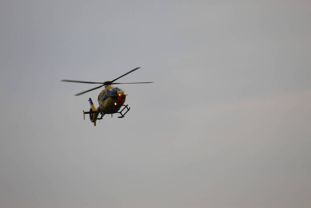 Kind valt van trap traumahelikopter opgeroepen