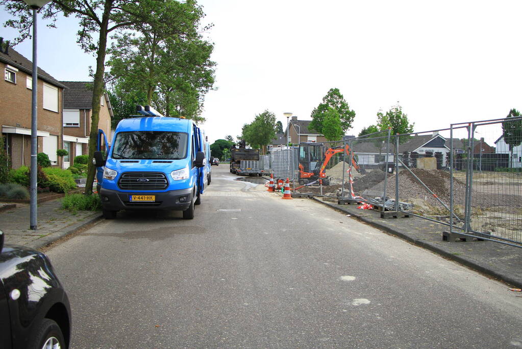 Brandkraan geraakt bij graafwerkzaamheden
