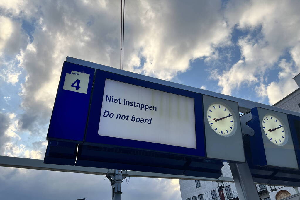 Treinverkeer stilgelegd na incident op station