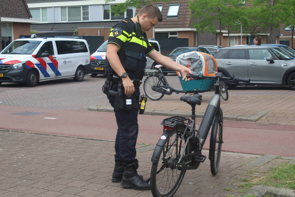 Fietser gewond bij botsing met auto
