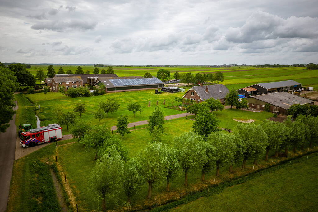 Veel rook bij afvalverbranding op terrein boerderij
